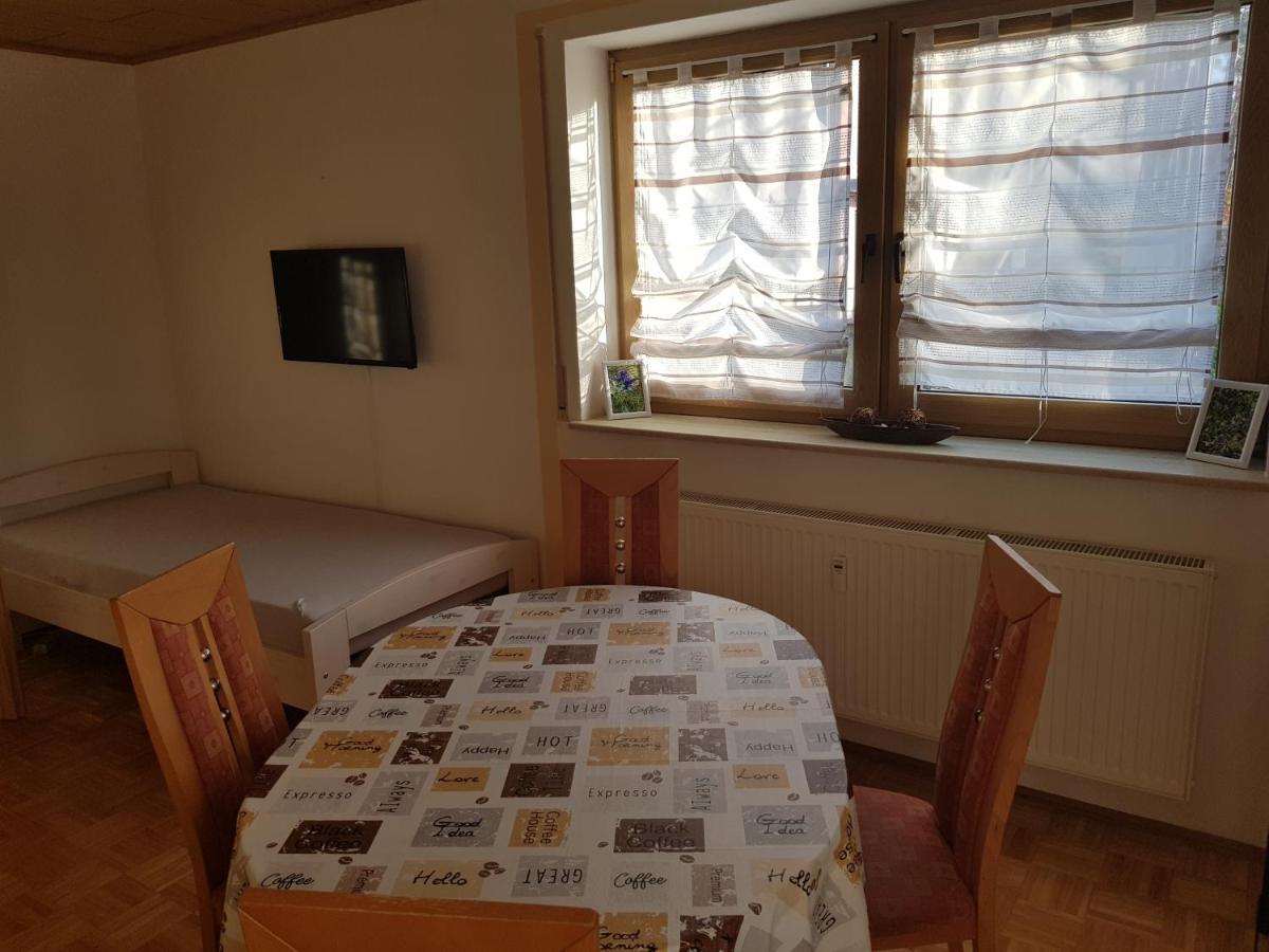 Apartment Am Riegelberg Oesdorf Eksteriør billede